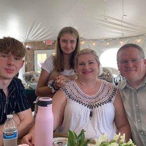 Meet your Posher, Beth